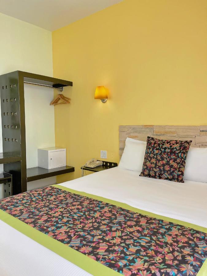 Seven Crown Express & Suites By Kavia كابو سان لوكاس المظهر الخارجي الصورة
