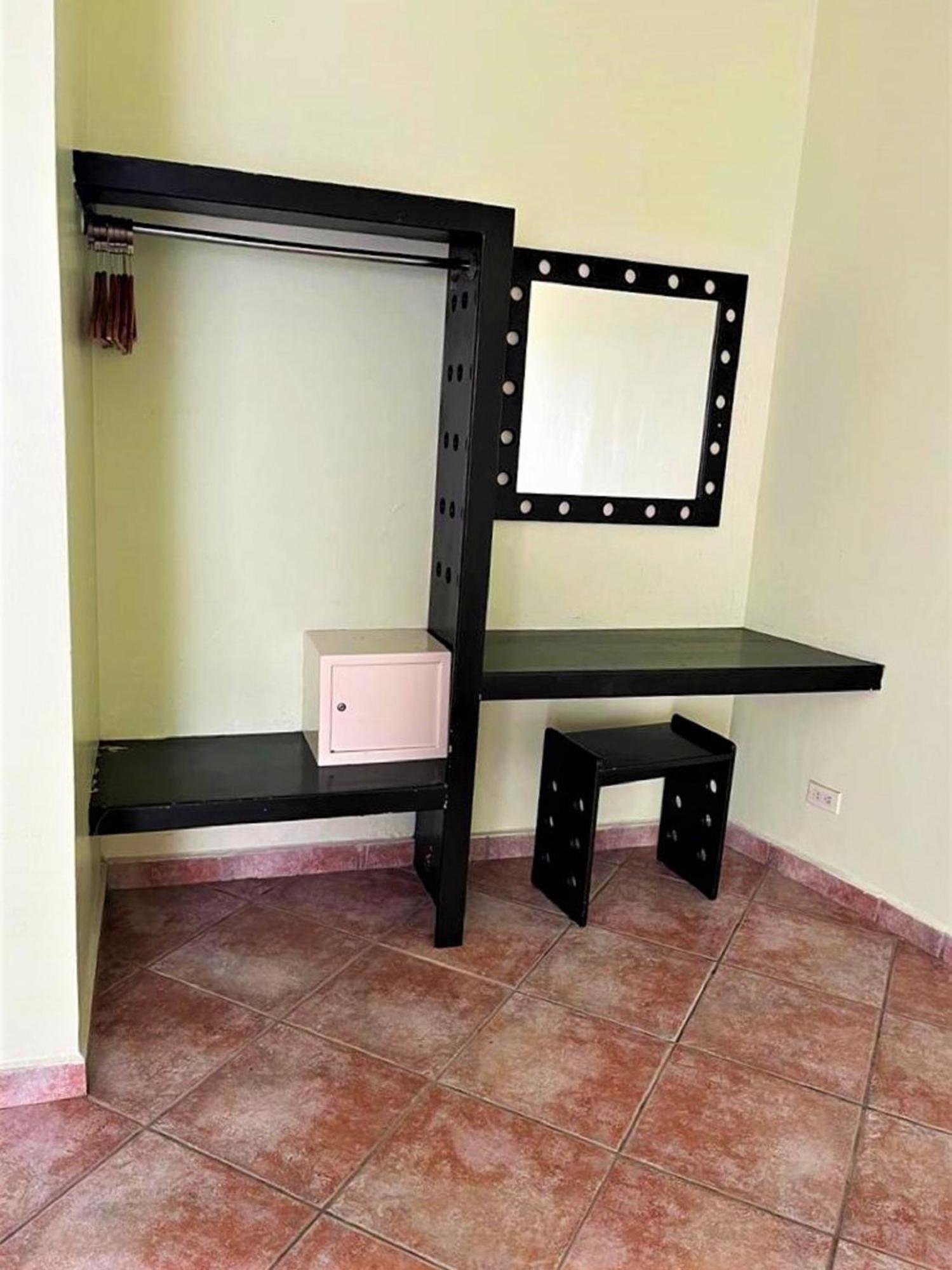 Seven Crown Express & Suites By Kavia كابو سان لوكاس المظهر الخارجي الصورة